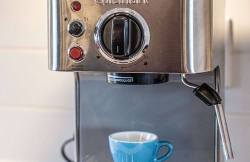 Revelstoke Condo | Hot Tub, Private Deck, BBQ - Pillow Top Condo, Revelstoke