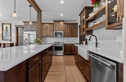 Blanchard House | Hot Tub with Lake Views |Blanchard Bliss at Stoneridge Golf Course |Indoor Community Pool|Silverwood