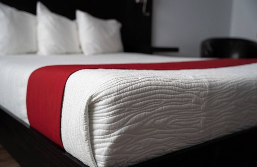 Degelis Hotel | Hotel 1212