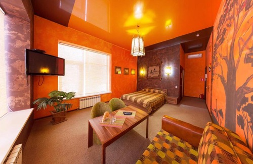 Kuzmichi Hotel | Hotel Africa