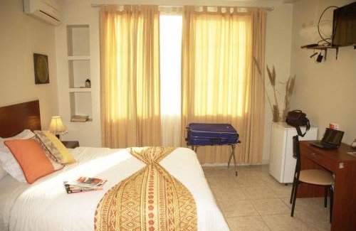 Simon Bolivar Hotel | Hotel Air Suites