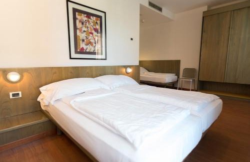 Torri del Benaco Hotel | Hotel Al Caval