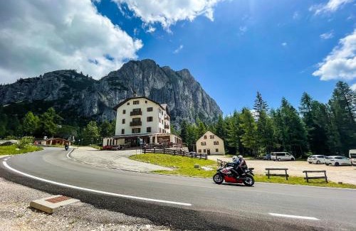 Livinallongo del Col di Lana Hotel | Hotel Al Sasso di Stria