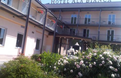 Ameglia Hotel | Hotel Ala Bianca