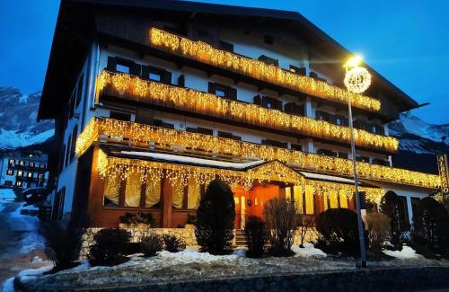San Vito di Cadore Hotel | Hotel Albergo Dolomiti