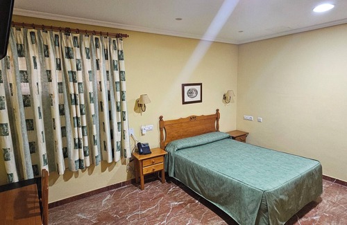 Santiago de la Ribera Hotel | Hotel Albohera