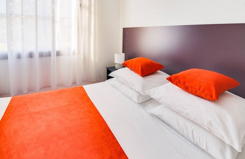 Le Teich Hotel | Hotel All Suites Le Teich