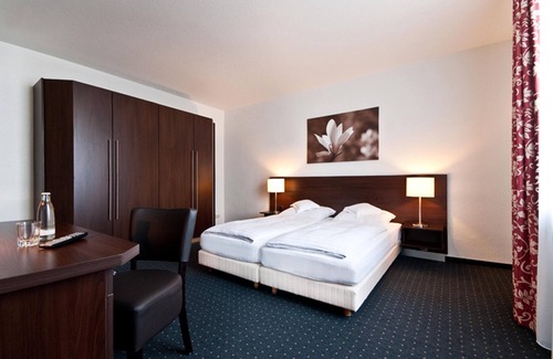 Menden-Holthausen Hotel | Hotel am Oppspring