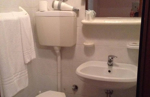 Marghera Hotel | Hotel Amba Alagi