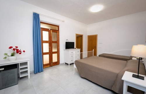 Fetovaia Hotel | Hotel Anna