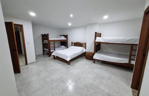 Pinchote Hotel | Hotel Antonella Plaza