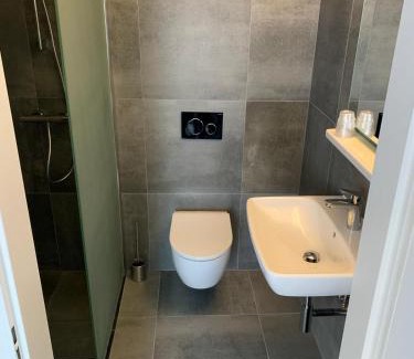 Sas van Gent Hotel | Hotel & Appartementen Royal