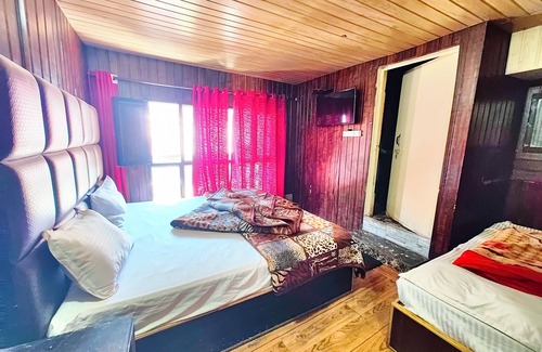 Mallital Hotel | Hotel Avon Lake View Mall Road Nainital