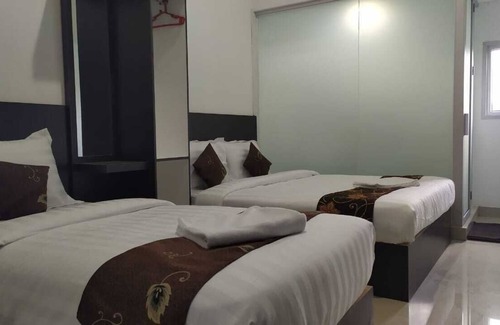 Banuhampu Hotel | Hotel azzahra syariah