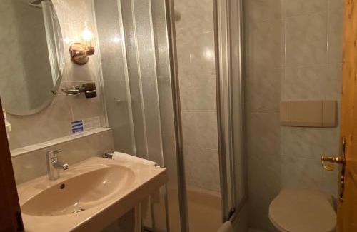 Tujetsch Hotel | Hotel B&B Casa La Val