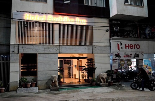Marhi Hotel | Hotel Badrika Inn