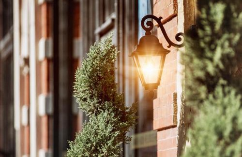 Old Ballard Hotel | Hotel Ballard