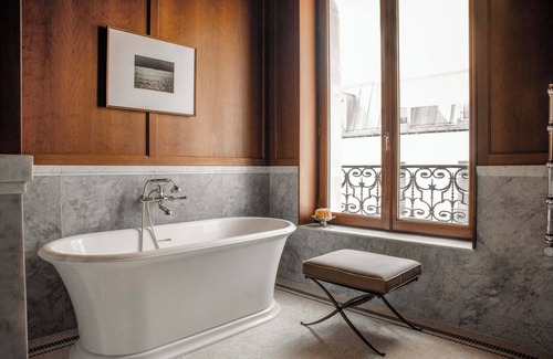 Faubourg-du-Roule Hotel | Hotel Balzac Paris & Spa Ikoï