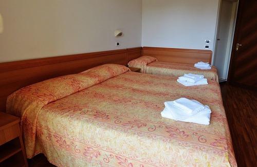 Pinarella Hotel | Hotel Bamar