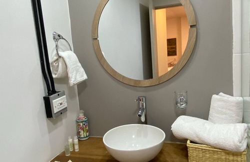 La Aguacatala Hotel | HOTEL BAMBU MILLA DE ORO