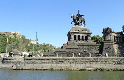 Asterstein Hotel | Hotel Berghof by 42