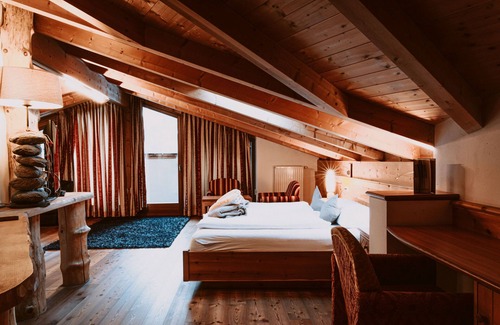 Luson Hotel | Hotel Bergschlössl