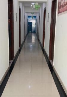 Sahibabad Hotel | Hotel Blue Heaven Oyotownhouse