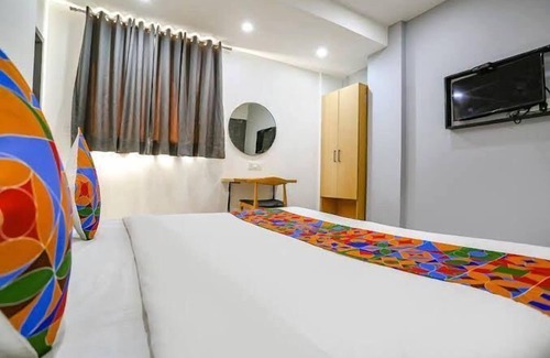 Delhi Hotel | Hotel BluSky