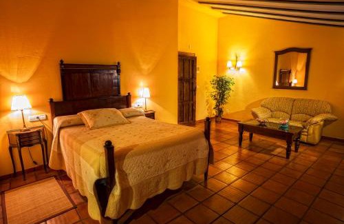Casas de los Pinos Hotel | Hotel Bodega La Venta