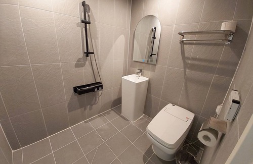 Gunsan Hotel | Hotel Bom