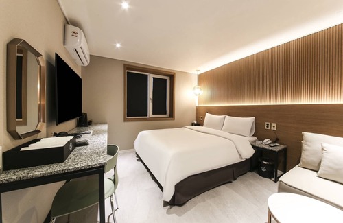 Gunsan Hotel | Hotel Bom