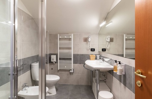 Ponte San Pietro Hotel | Hotel Borgo Brianteo