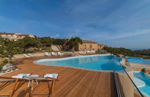 Arzachena Hotel | Hotel Borgo Smeraldo