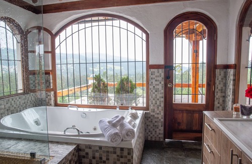 Amaguana Hotel | Hotel Boutique La Casona de La Moreria