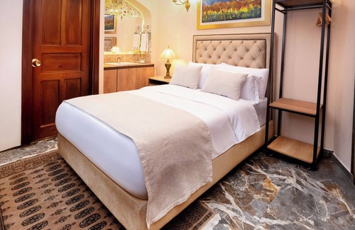 Cali Hotel | HOTEL BOUTIQUE PATIO ANDALUZ