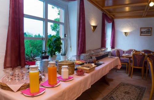 Piesport Hotel | Hotel Café Alt-Piesport