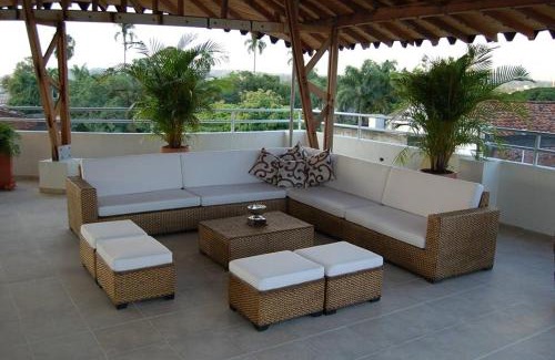 Tulua Hotel | Hotel Cafe Plaza