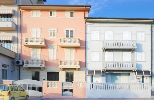 Lido di Camaiore Hotel | Hotel Capri & Residence