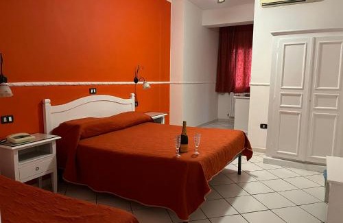 Casalnuovo di Napoli Hotel | Hotel Caribe