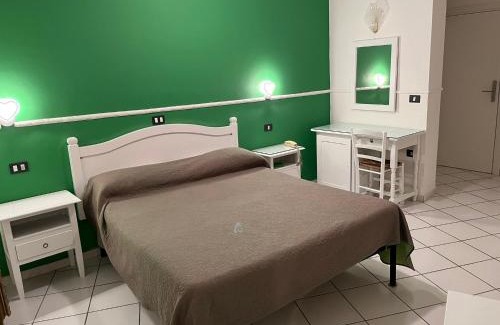 Casalnuovo di Napoli Hotel | Hotel Caribe