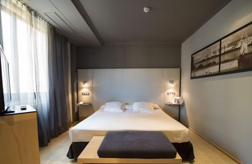 Ferrol Hotel | Hotel Carris Almirante