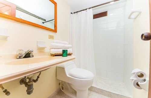 El Prado Hotel | Hotel Casa Ballesteros