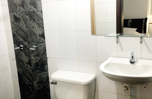 Barrios Unidos Hotel | Hotel Casa Guillermo