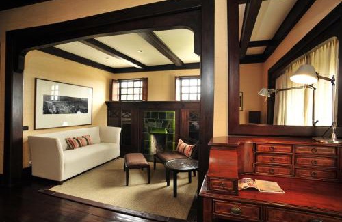 Cerro Alegre Hotel | Hotel Casa Higueras