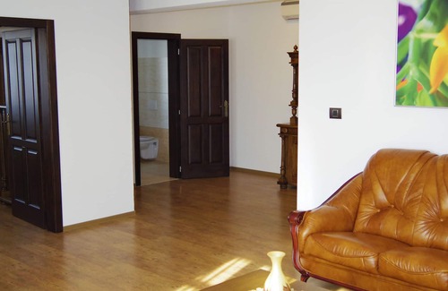 Mosnita Noua Hotel | Hotel Castel Royal