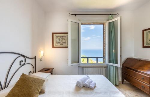Isola del Giglio Hotel | Hotel Castello Monticello