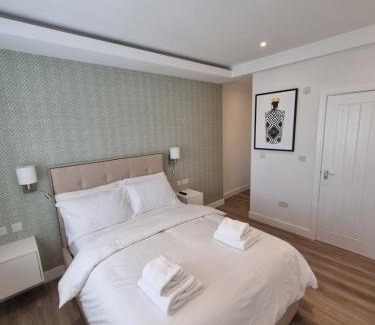 Golders Green House | Hotel CG London