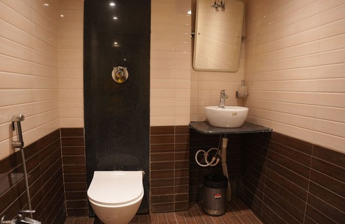 Deoghar Hotel | Hotel Chariot Inn