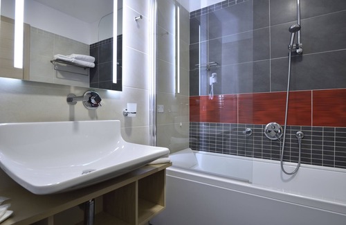 Muravera Hotel | Hotel Club Torre Salinas - Adults Only