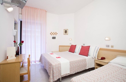 Cagnona Hotel | HOTEL COLA FRONTEMARE